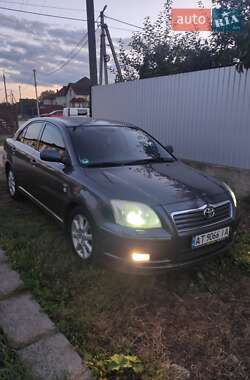 Лифтбек Toyota Avensis 2005 в Коломые