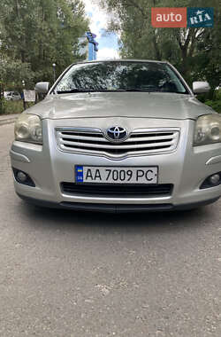 Седан Toyota Avensis 2007 в Киеве