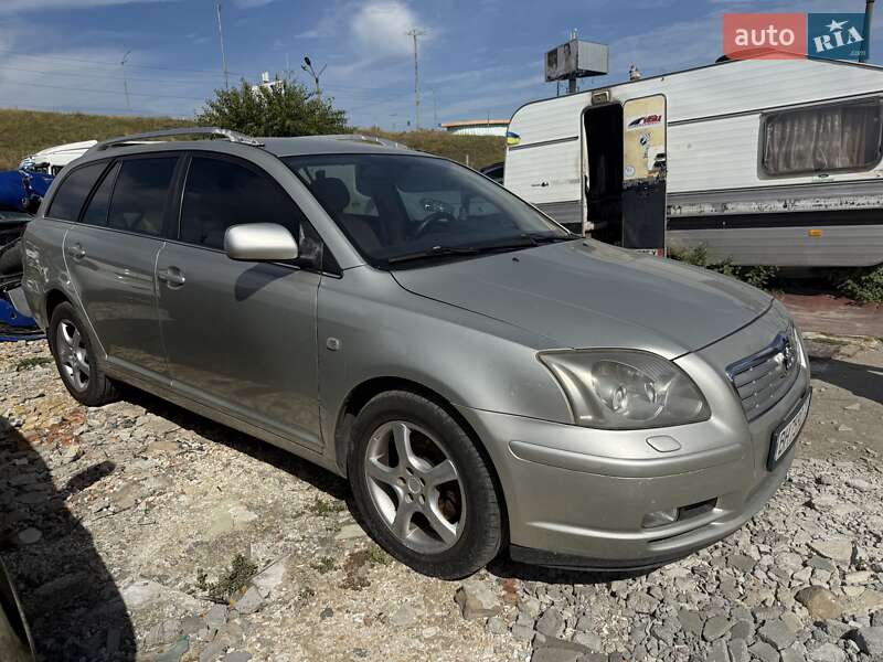 Toyota Avensis 2003