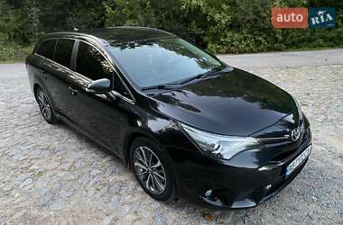 Універсал Toyota Avensis 2016 в Вінниці