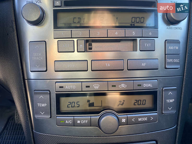 Toyota Avensis 2006