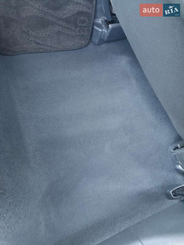 Універсал Toyota Avensis 2008 в Києві