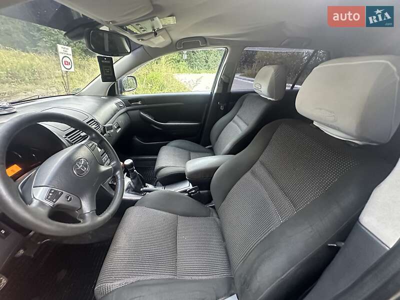 Универсал Toyota Avensis 2007 в Львове