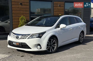 Универсал Toyota Avensis 2013 в Шептицькому