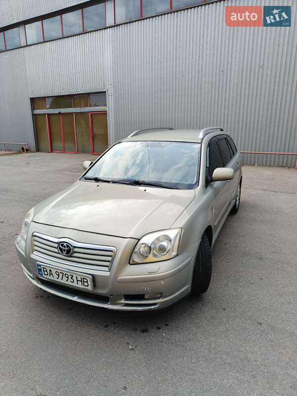 Toyota Avensis 2005