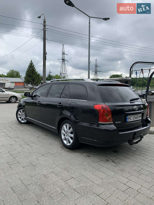 Универсал Toyota Avensis 2004 в Тернополе