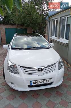Универсал Toyota Avensis 2010 в Новомиргороде