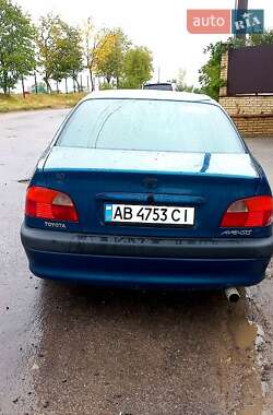 Седан Toyota Avensis 1998 в Крижополі