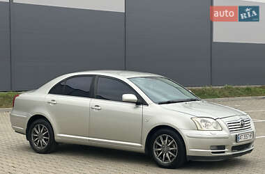 Седан Toyota Avensis 2005 в 