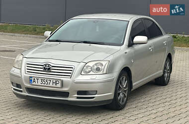 Седан Toyota Avensis 2005 в 