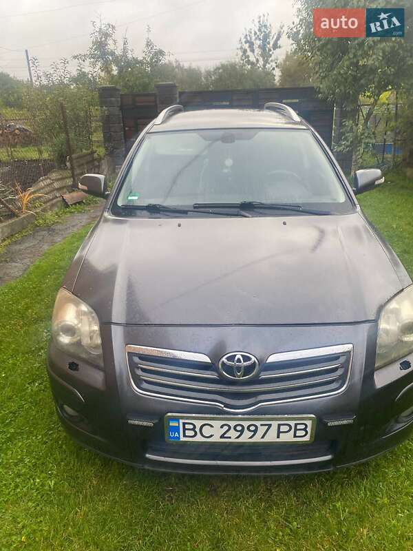 Toyota Avensis 2008