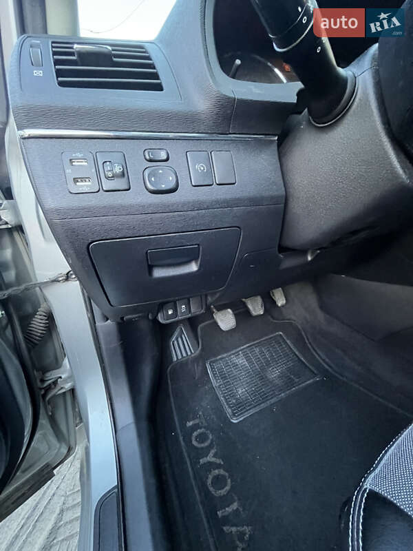 Универсал Toyota Avensis 2011 в Украинке фото 14 Универсал Toyota Avensis 2011 в Украинке