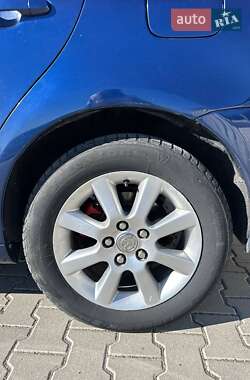 Универсал Toyota Avensis 2006 в 