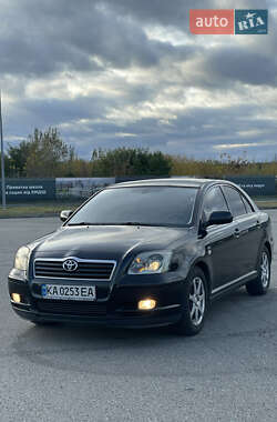 Седан Toyota Avensis 2005 в Києві
