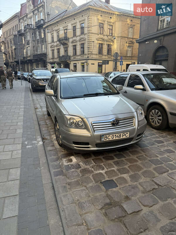 Лифтбек Toyota Avensis 2003 в Львове фото 2 Лифтбек Toyota Avensis 2003 в Львове