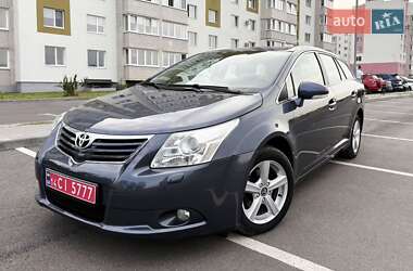 Универсал Toyota Avensis 2010 в Виннице