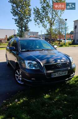 Універсал Toyota Avensis 2005 в Дубні
