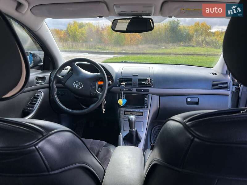 Універсал Toyota Avensis 2007 в Кучургані