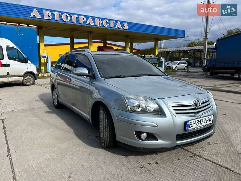 Універсал Toyota Avensis 2007 в Кучургані