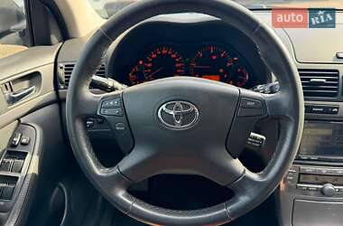 Седан Toyota Avensis 2007 в 