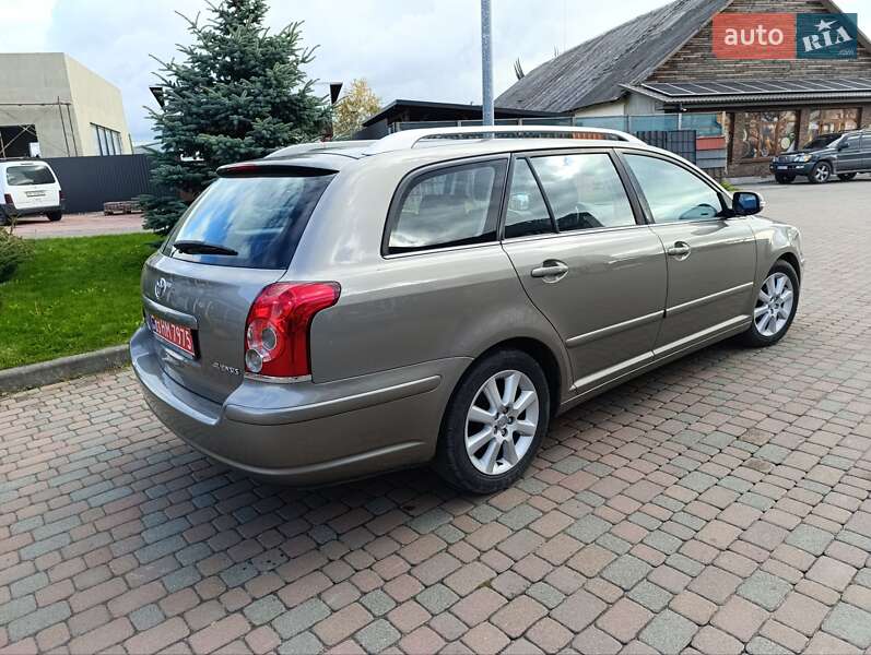 Универсал Toyota Avensis 2007 в Сарнах