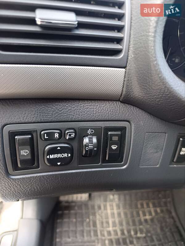 Универсал Toyota Avensis 2007 в Сарнах