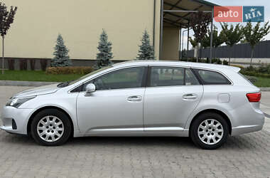 Универсал Toyota Avensis 2012 в 