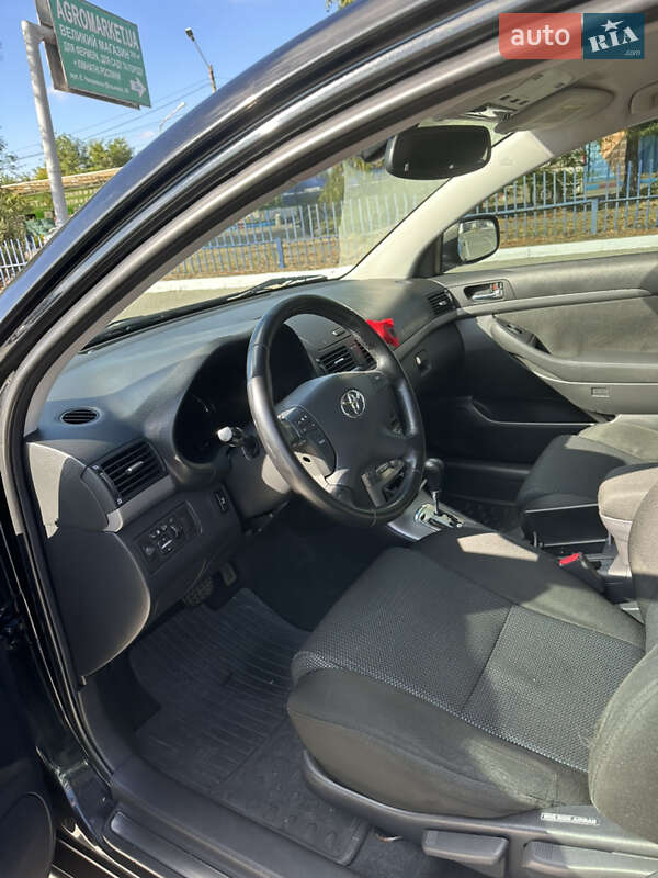 Седан Toyota Avensis 2007 в Одесі