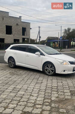 Універсал Toyota Avensis 2009 в Мукачевому