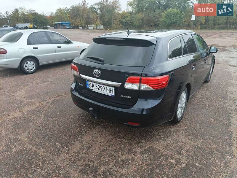 Универсал Toyota Avensis 2012 в Кропивницком