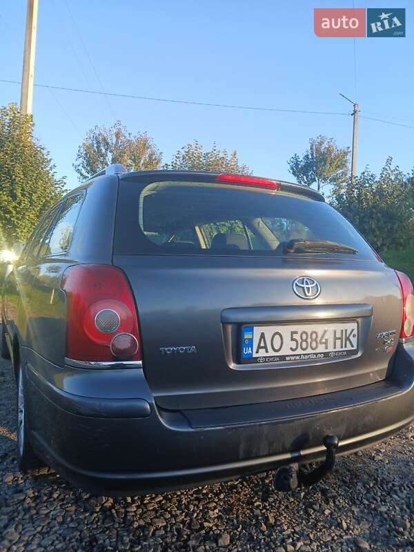 Универсал Toyota Avensis 2007 в Мукачево