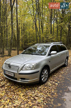 Универсал Toyota Avensis 2003 в Хмельницком