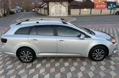 Универсал Toyota Avensis 2012 в 
