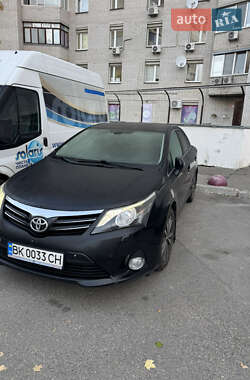 Седан Toyota Avensis 2012 в Києві