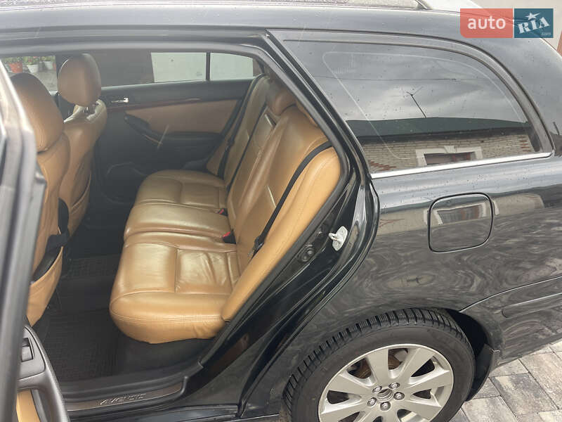 Універсал Toyota Avensis 2007 в Києві