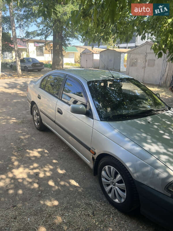 Седан Toyota Avensis 2002 в Одессе фото 2 Седан Toyota Avensis 2002 в Одессе