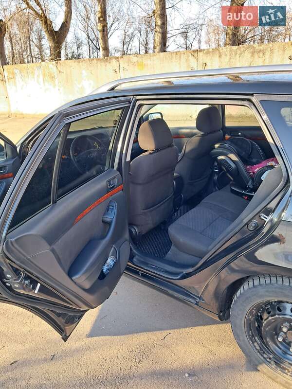 Универсал Toyota Avensis 2006 в Виннице