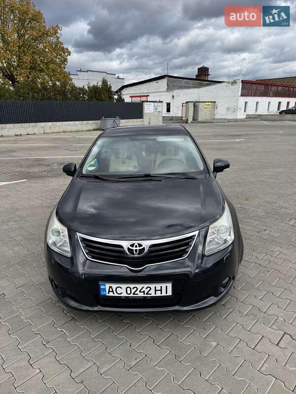 Седан Toyota Avensis 2009 в Рожище