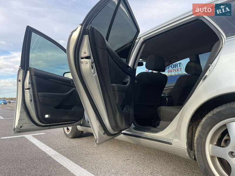Универсал Toyota Avensis 2006 в Львове фото 10 Универсал Toyota Avensis 2006 в Львове