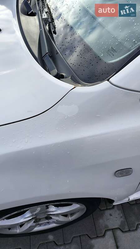 Універсал Toyota Avensis 2003 в Львові