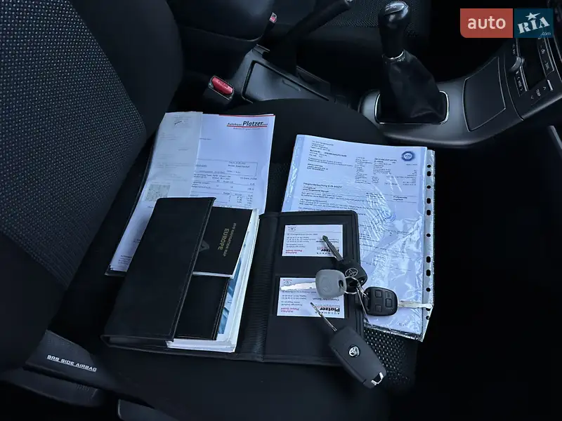 Лифтбек Toyota Avensis 2007 в Виннице документ