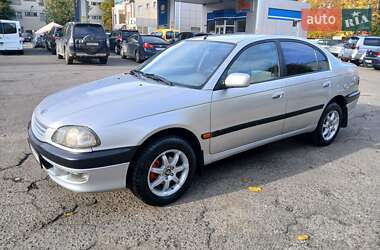Седан Toyota Avensis 1997 в Одессе