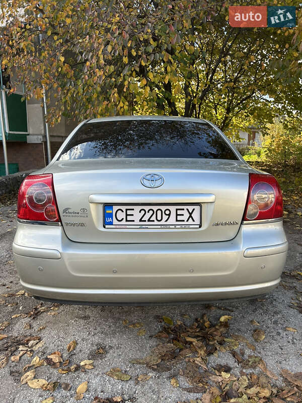 Седан Toyota Avensis 2008 в Сокирянах