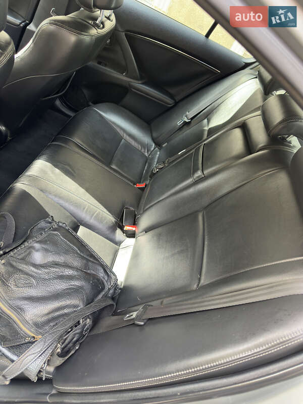 Седан Toyota Avensis 2008 в Одессе