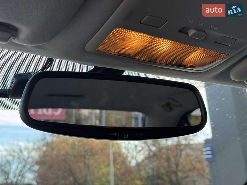 Седан Toyota Avensis 2007 в Запорожье