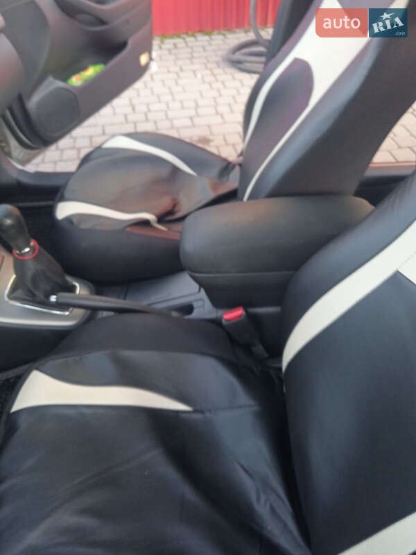 Універсал Toyota Avensis 2006 в Кам'янці-Бузькій