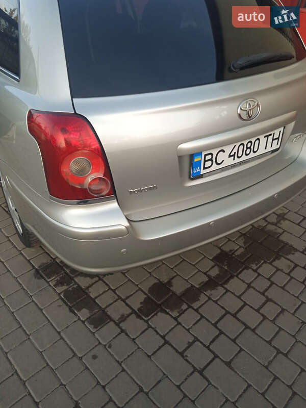 Універсал Toyota Avensis 2006 в Кам'янці-Бузькій