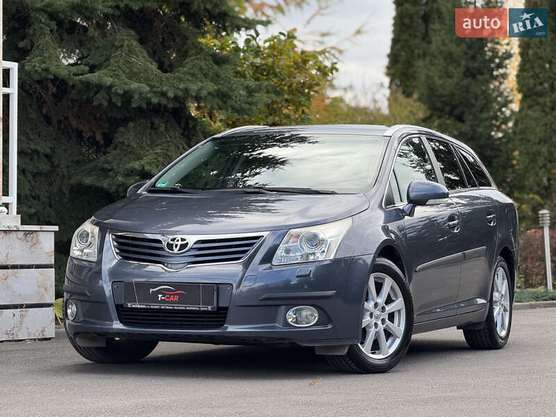 Универсал Toyota Avensis 2009 в Тернополе