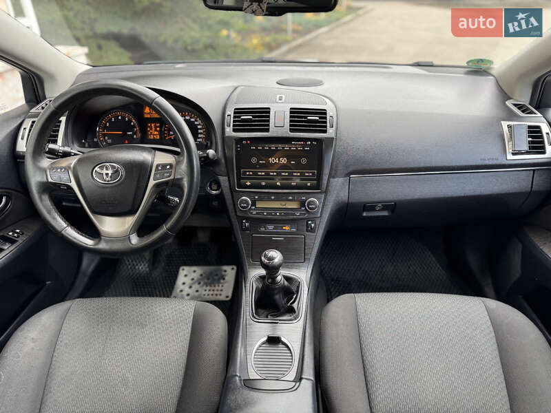 Универсал Toyota Avensis 2009 в Тернополе