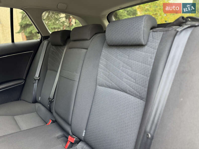 Универсал Toyota Avensis 2009 в Тернополе